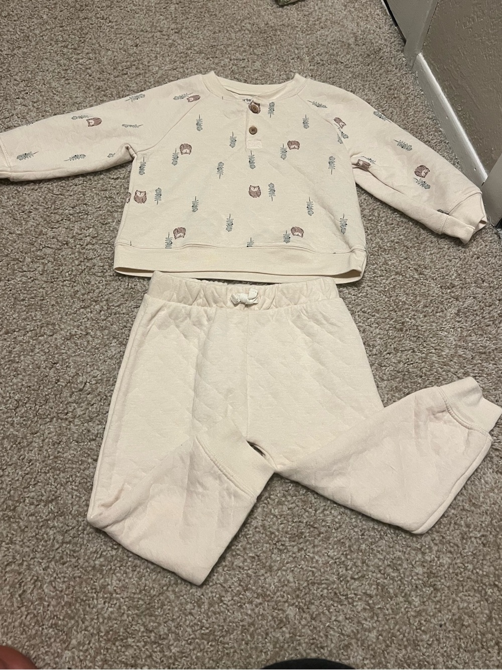 Carters 2 piece jogger set